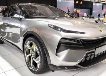 Підрозділ розкішних електромобілів Lotus Tech залучив $870 млн